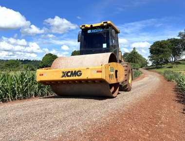 Avançam as melhorias nas estradas rurais
